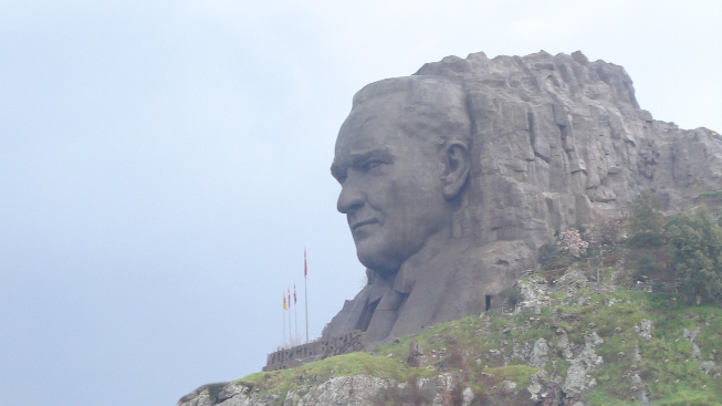 Mustafa Kemal Atatürk Masaüstü Resimi