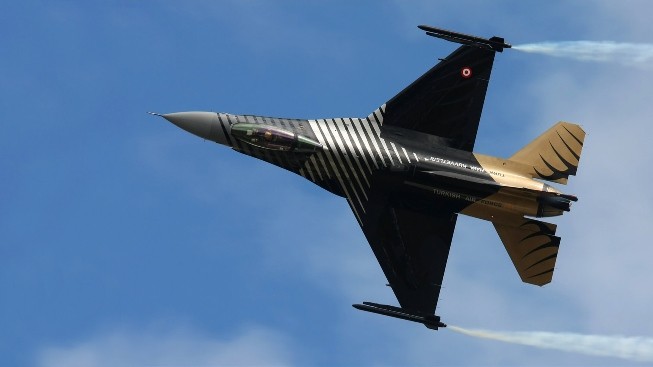 Solo Türk F-16 Gösteri Ekibi