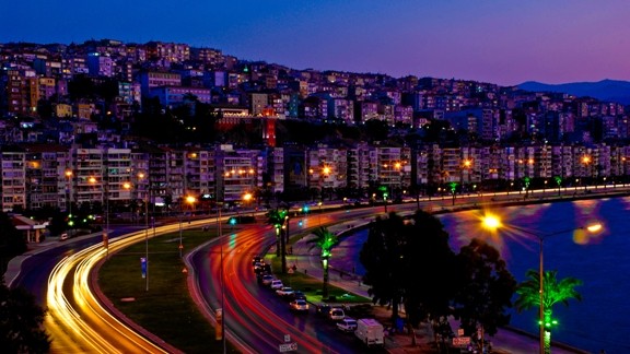 İzmir Gece Kordon