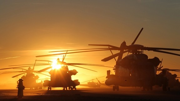 Günbatımı Helikopterler
