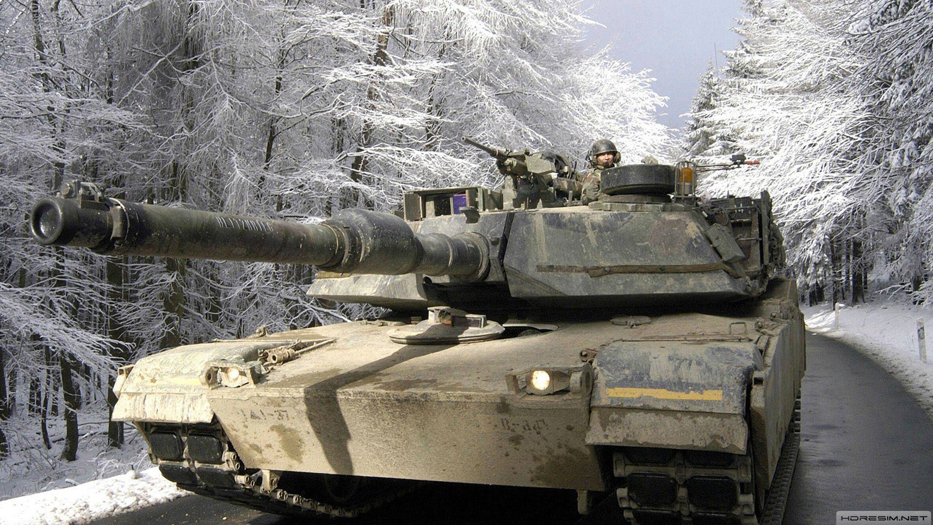 m1 abrams,tank,askeri taşıt,kış,kar,ağaç,asker